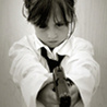 Аватарка - Девочка с пистолетом