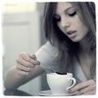 Аватарка - Девушка пьет чай