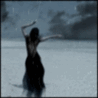 Девушка призрак у моря