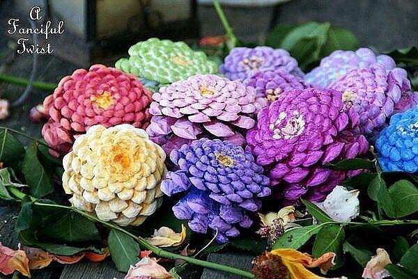 Поделки из шишек букеты Поделки из шишек букеты