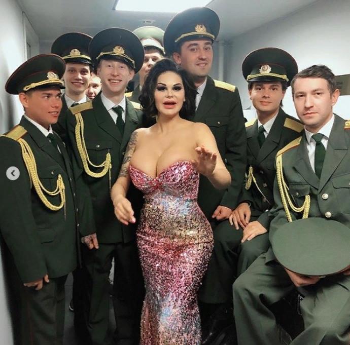 Рита Керн Фото Из Душа Рита Керн Фото Из Душа