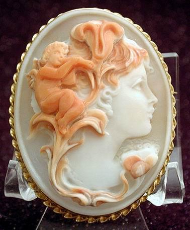 Камея коралловая