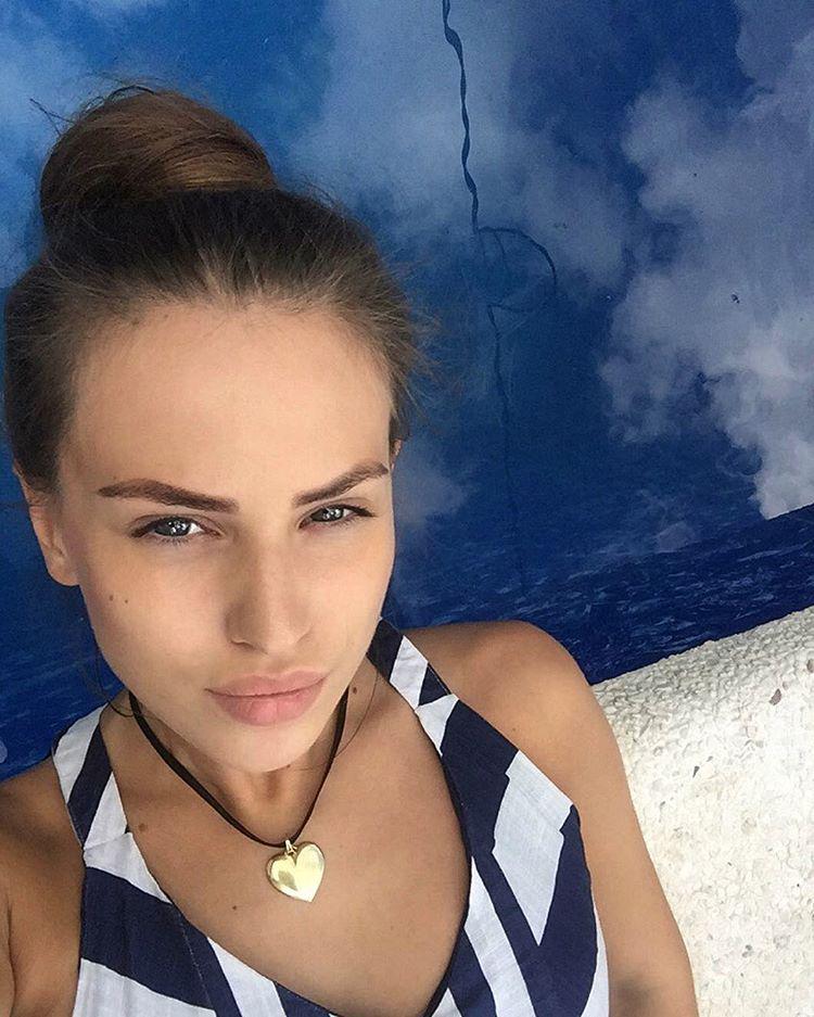 Александра Артемова Фото