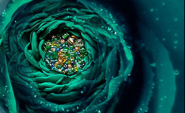 Картина изумрудного цвета