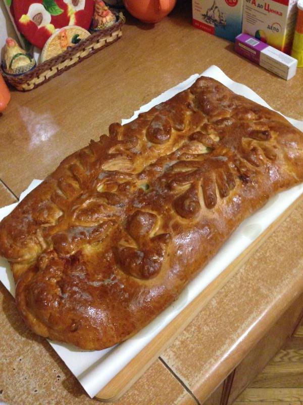 Пирог с рыбьими головами