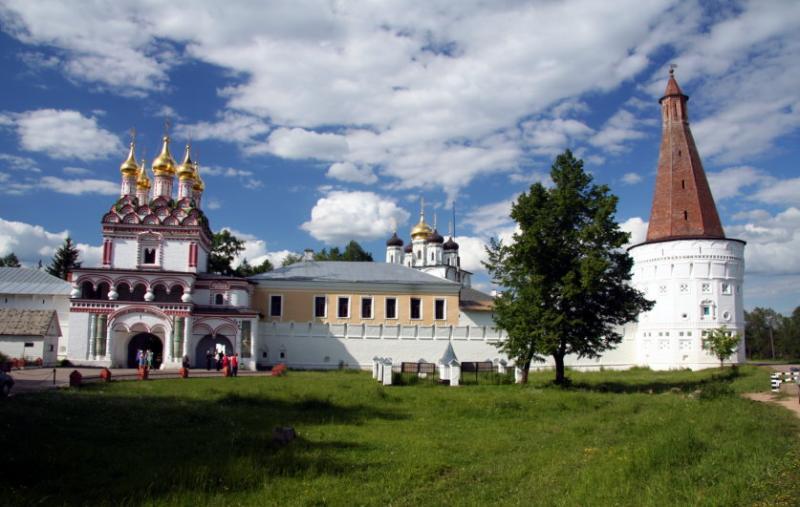 Крепость Иосифо Волоколамского монастыря