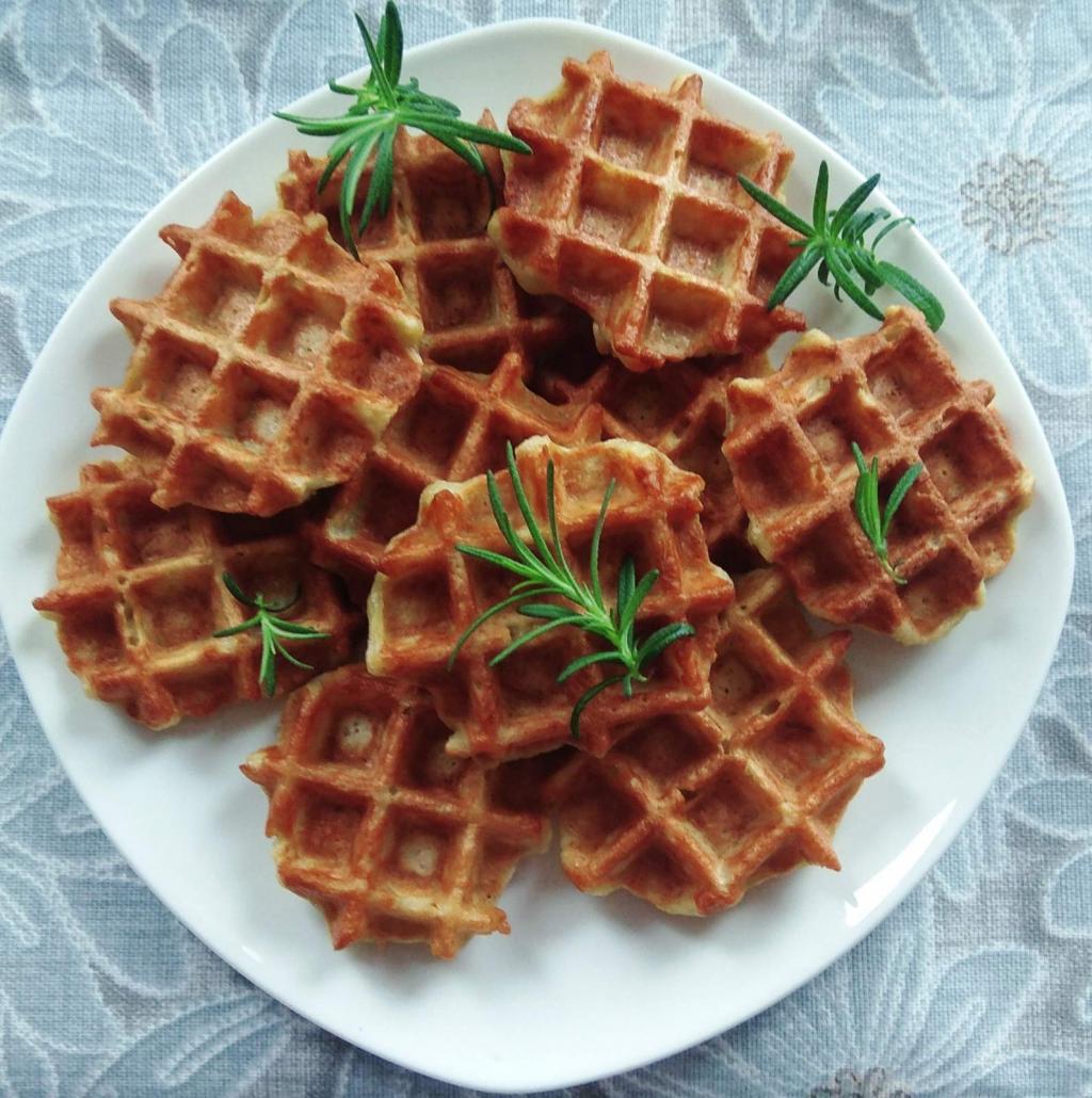 Мини пицца в вафельнице