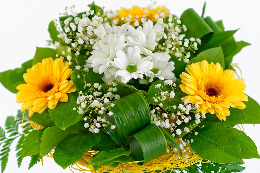 Что пожелать цветку. Поздравляю! (Цветок). Открытки с цветами. Букет цветов открытка. С днём рождения женщине хризантемы.