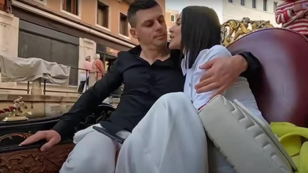 Отжимался в дом 2