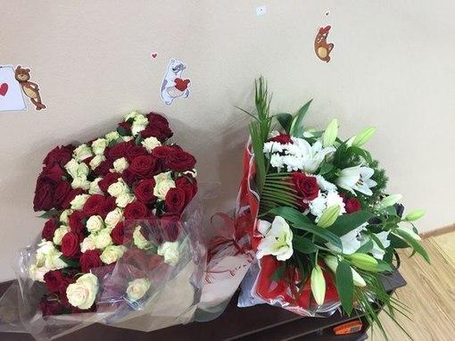 Цветы в больнице на тумбочке