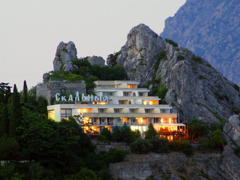Отели рядом с Отель Лантерна, Гурзуф - Tripadvisor